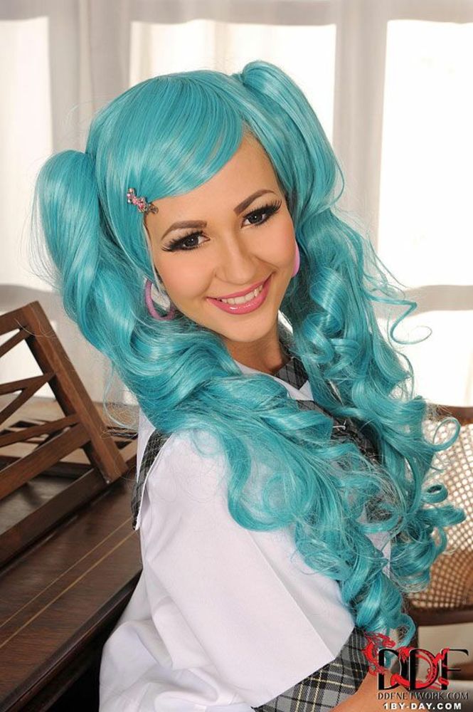 Blue-haired Babe Teasing Us 03