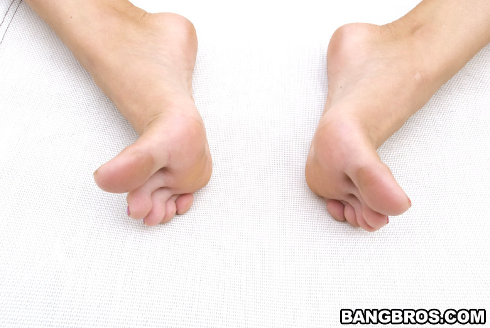 London Keys Magical Feet 04