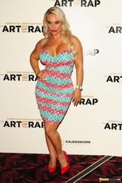 Coco Austin Shows Off Her Curves 08