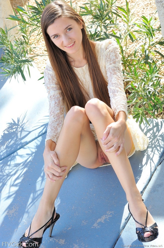 Skinny Teen Clarie 06
