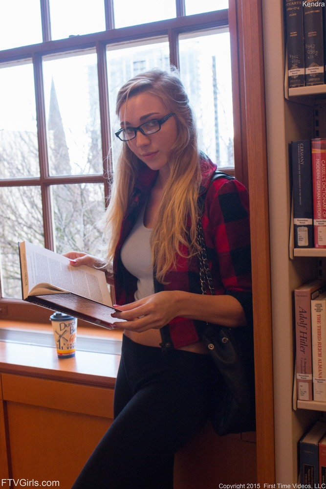 Kendra Sunderland 19