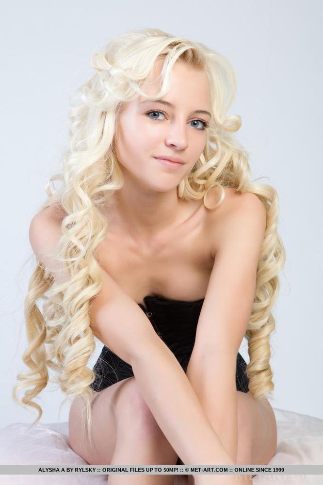 Sensual Teen Alysha A 15