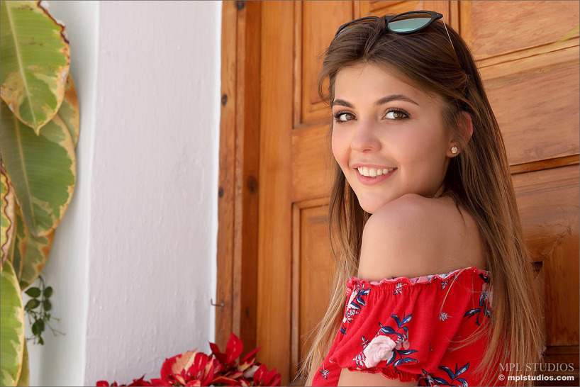 Kaitlin | Shoot Day: Montage 10
