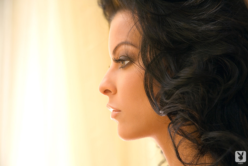 Nancy Erminia Strips Off Her Sexy Lingerie 08