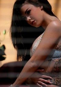 Natalia Cruze Drags Off Her Jeans